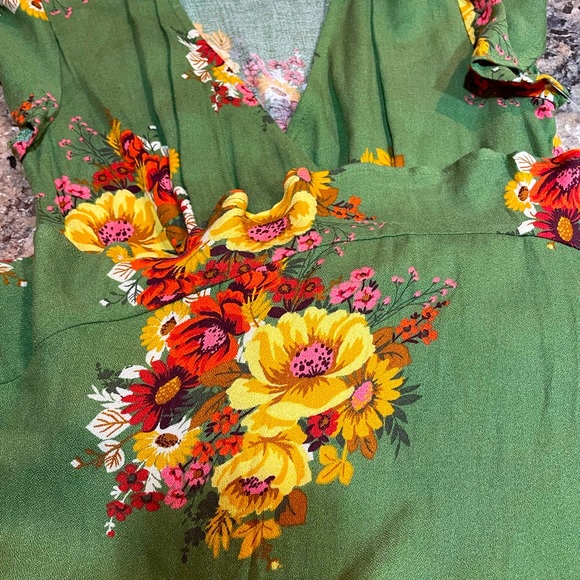 Altar’s State Floral Hi Lo Dress - Picture 2 of 5